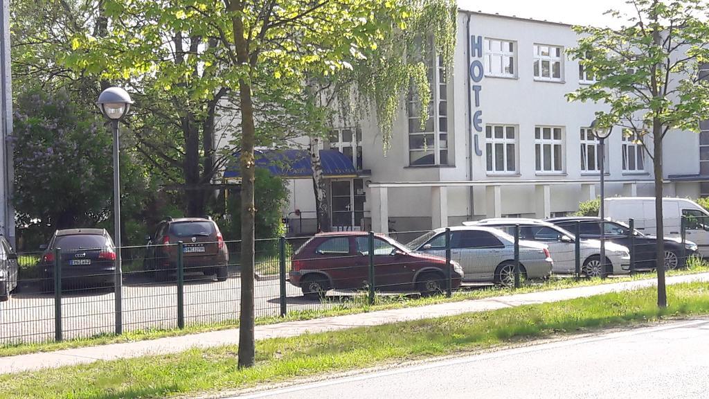 Amarillo Hotel Velten Zewnętrze zdjęcie